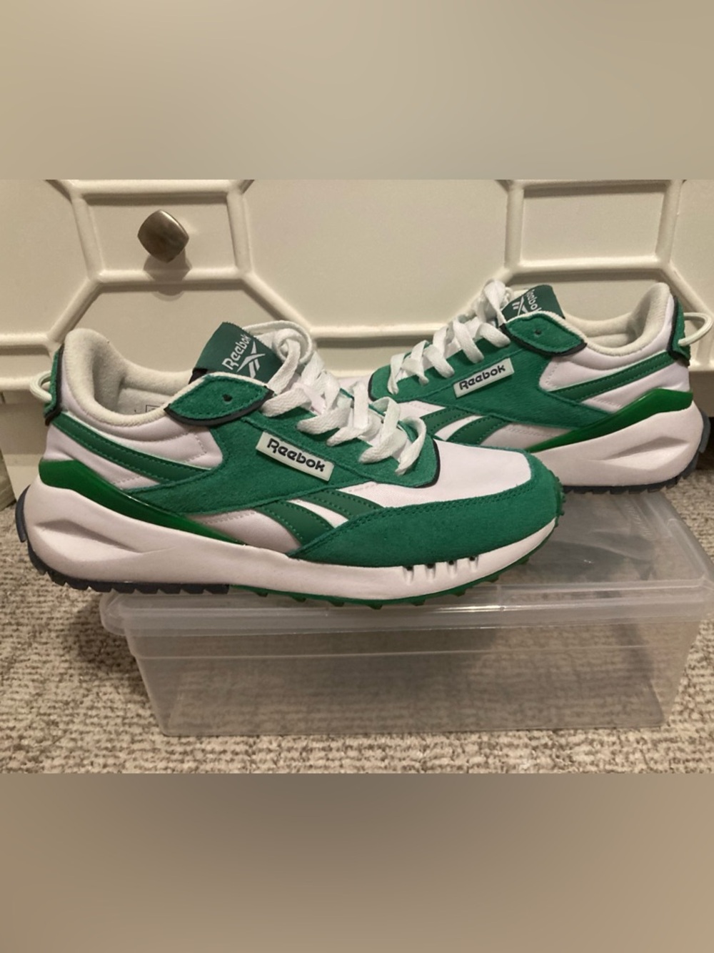 Reebok White & Green Retro Runner Sneakers women’s - No Box